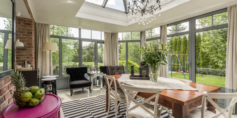 Conservatory dining room